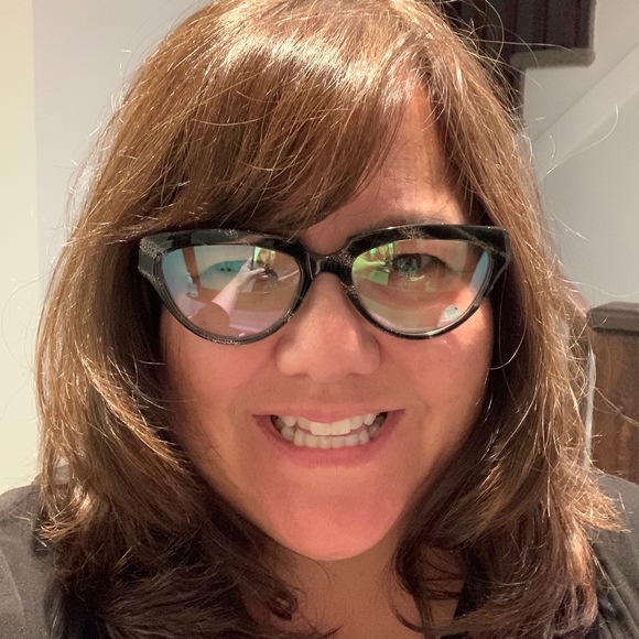 Meet your Posher, Tanya - Picture 1 of 1